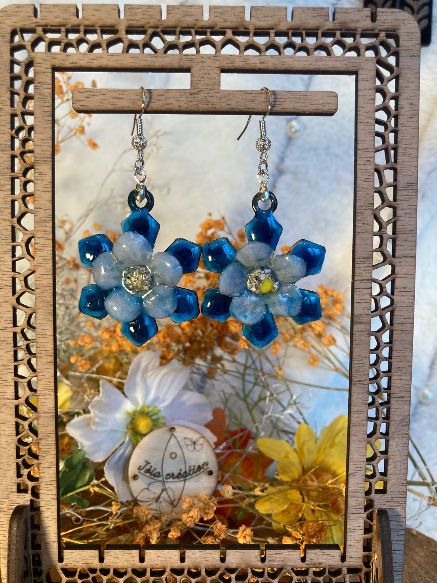 Fleur bleu saphir