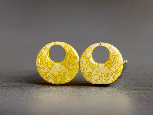 Pampilles jaune oiseaux enchantés